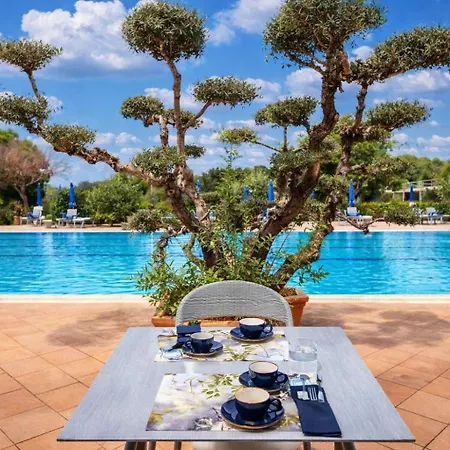 Aparthotel Hotiday Relais Costa Degli Etruschi 3*